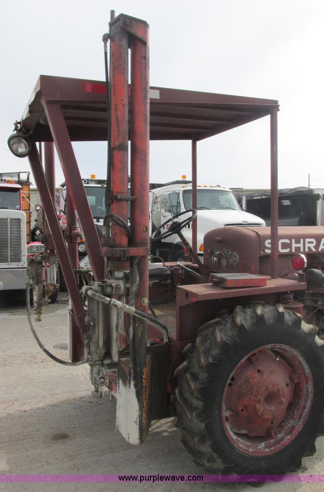 image for item H7731 1978 Schramm 160 Pneumatractor