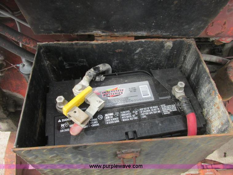 image for item H7731 1978 Schramm 160 Pneumatractor