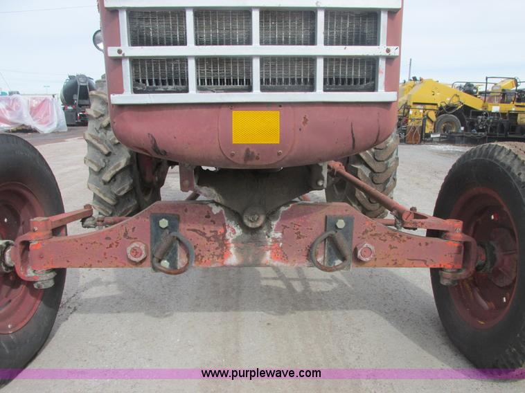 image for item H7731 1978 Schramm 160 Pneumatractor