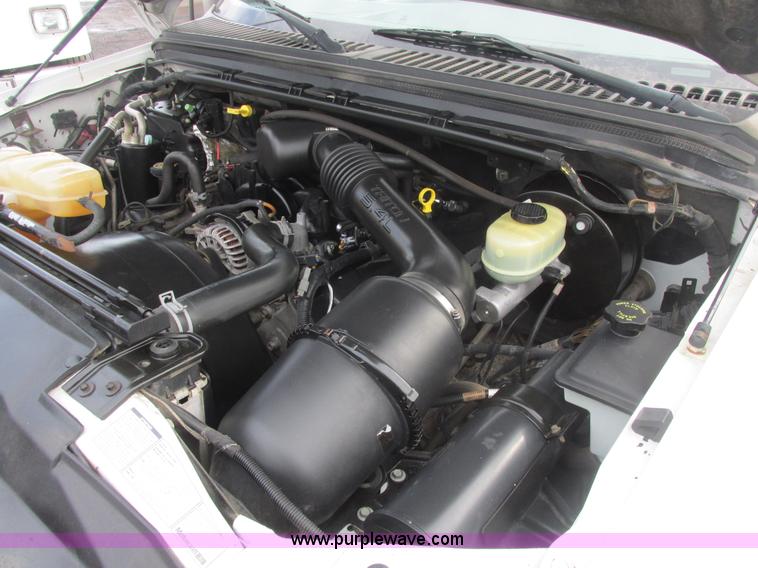 image for item H7732 2002 Ford F250 Super Duty XL utility truck