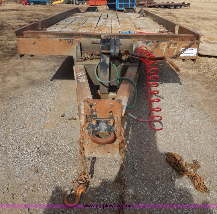 image for item I1133 2001 Trail King TK24-2300 trailer