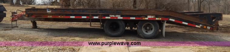image for item I1133 2001 Trail King TK24-2300 trailer