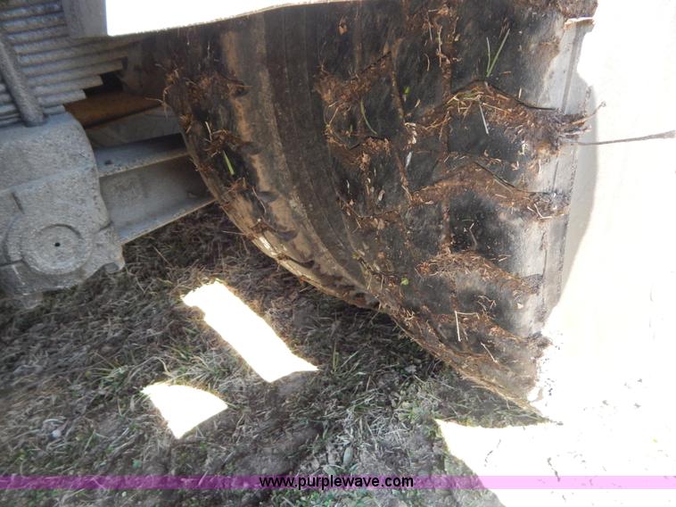 image for item I1135 1997 International 8100 dump truck