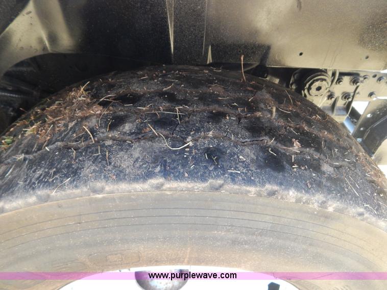 image for item I1135 1997 International 8100 dump truck