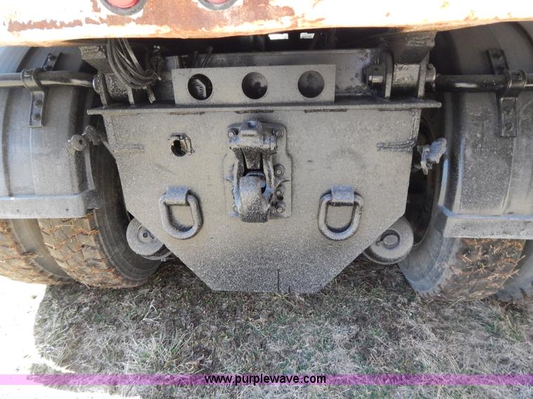 image for item I1135 1997 International 8100 dump truck