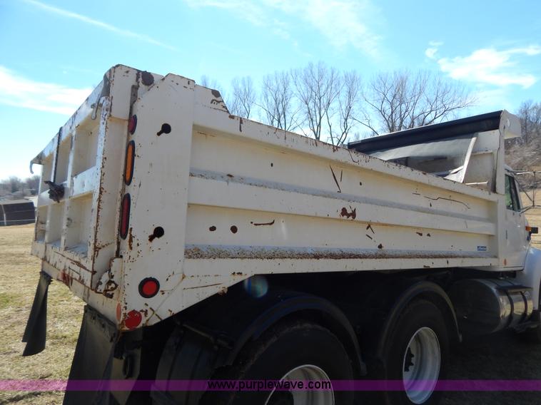 image for item I1135 1997 International 8100 dump truck