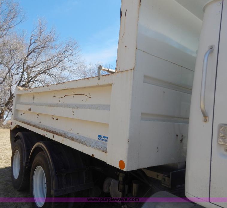 image for item I1135 1997 International 8100 dump truck