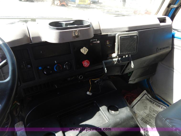 image for item I1135 1997 International 8100 dump truck