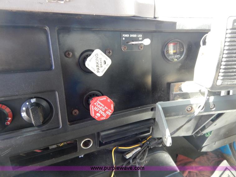 image for item I1135 1997 International 8100 dump truck