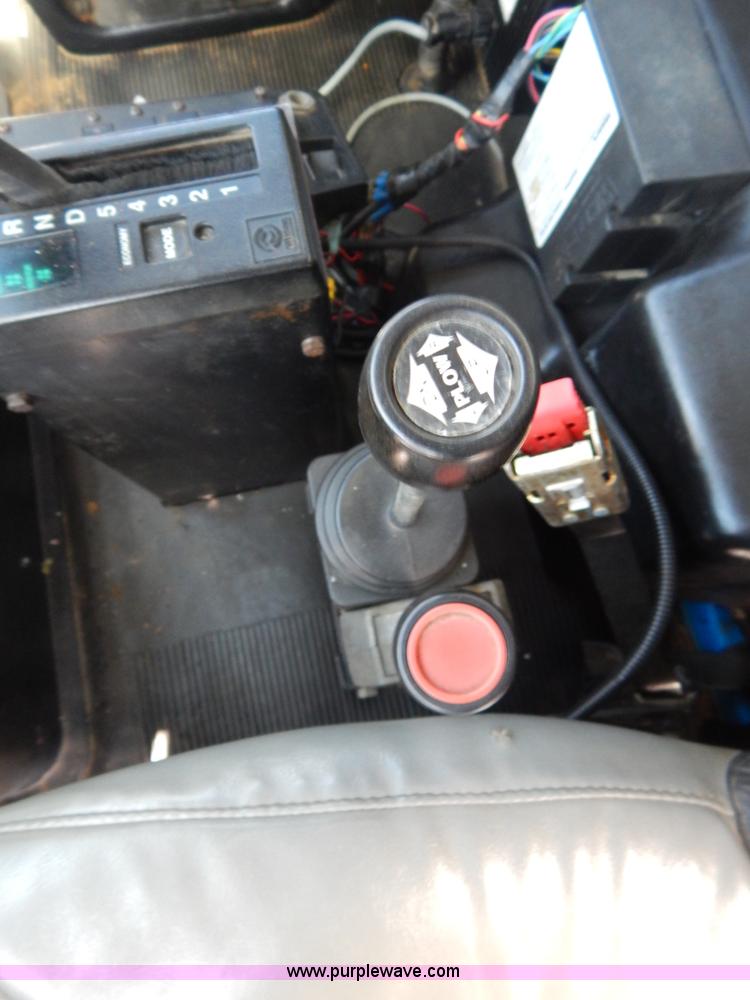 image for item I1135 1997 International 8100 dump truck