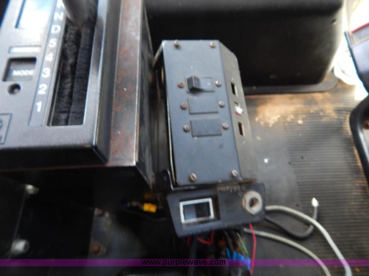 image for item I1135 1997 International 8100 dump truck