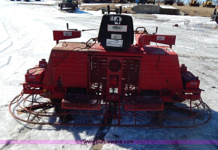 image for item I1150 Razorback HP200 B series 10' concrete trowel