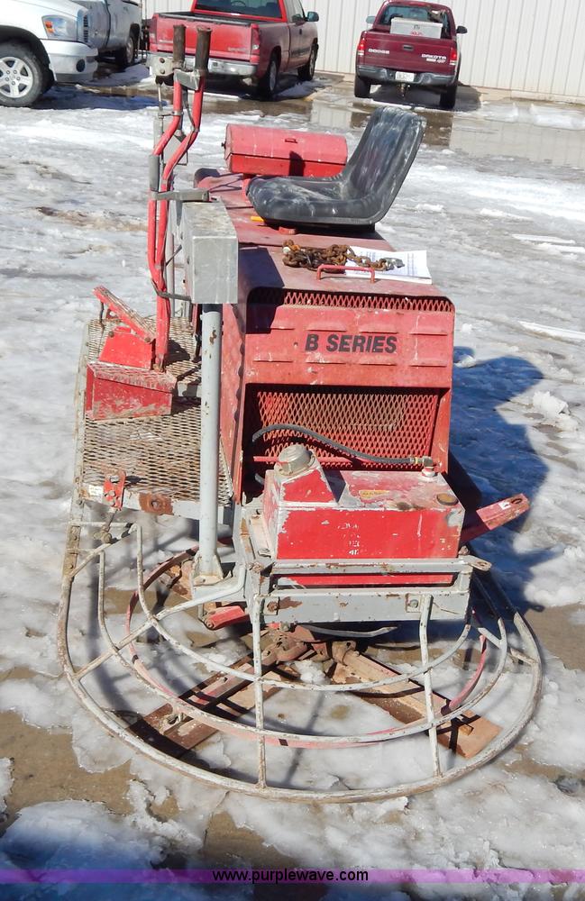 image for item I1151 Razorback HP200 B series 10' concrete trowel