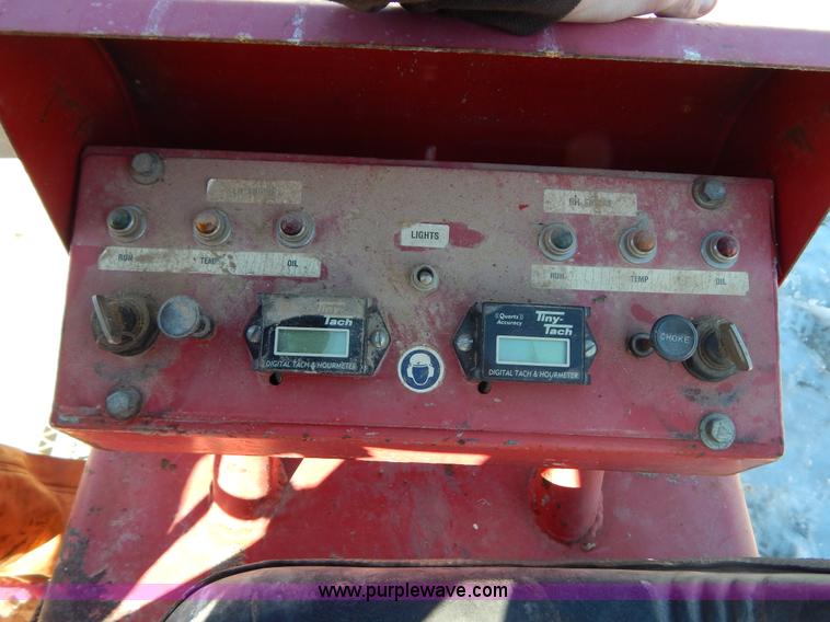 image for item I1151 Razorback HP200 B series 10' concrete trowel