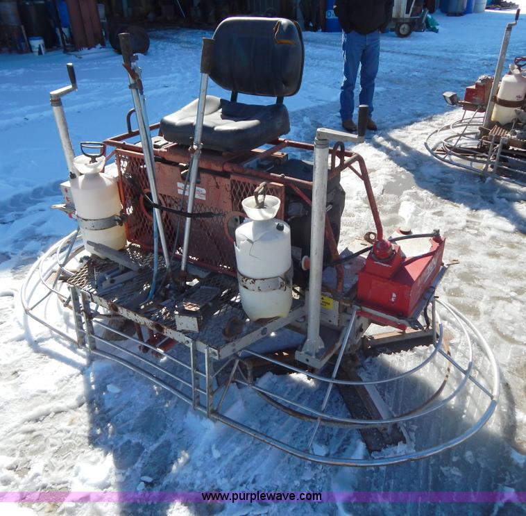 image for item I1152 Razorback HP200 8' concrete trowel