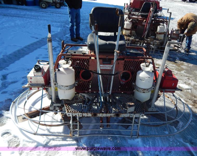 image for item I1152 Razorback HP200 8' concrete trowel