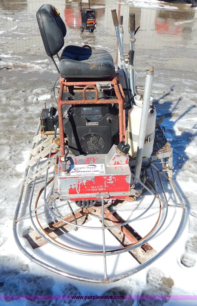 image for item I1152 Razorback HP200 8' concrete trowel