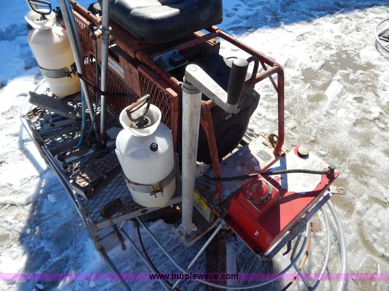 image for item I1152 Razorback HP200 8' concrete trowel