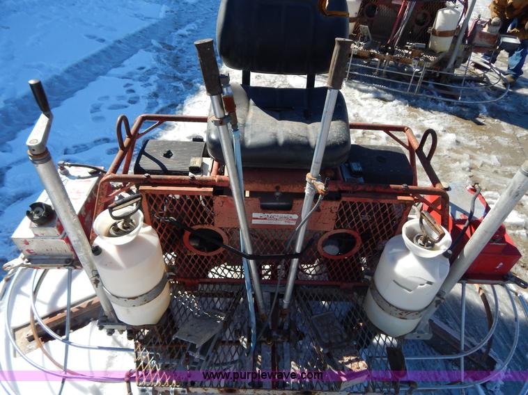 image for item I1152 Razorback HP200 8' concrete trowel