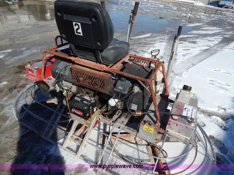 image for item I1152 Razorback HP200 8' concrete trowel