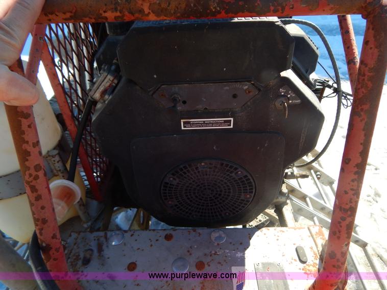 image for item I1152 Razorback HP200 8' concrete trowel