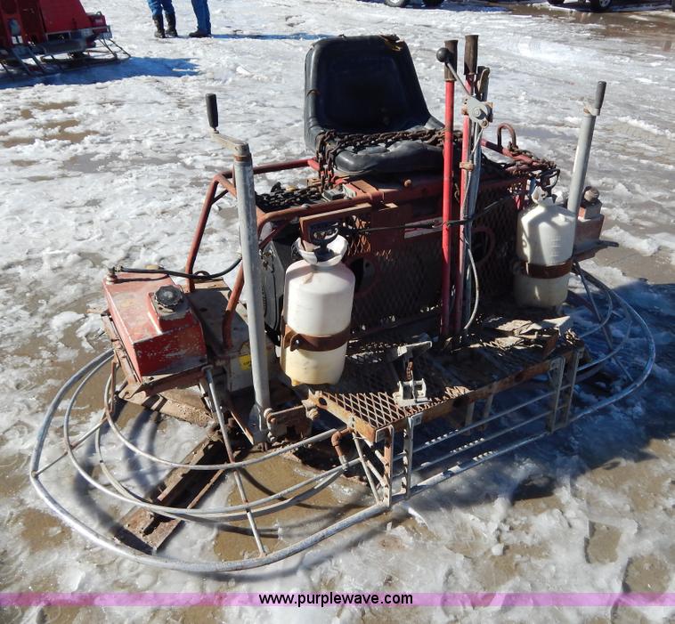 image for item I1153 Razorback HP200 8' concrete trowel