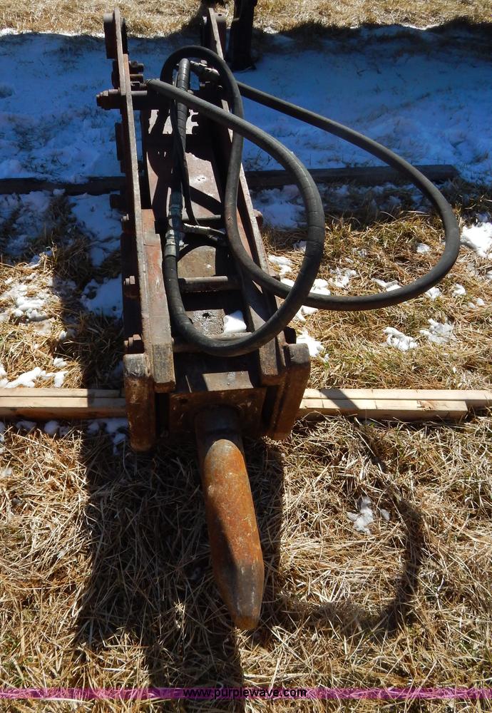 image for item I1156 Allied HM750 hydraulic hammer