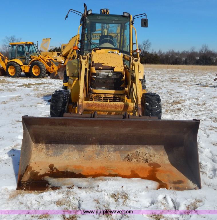 image for item I1160 2001 Komatsu WB140 backhoe