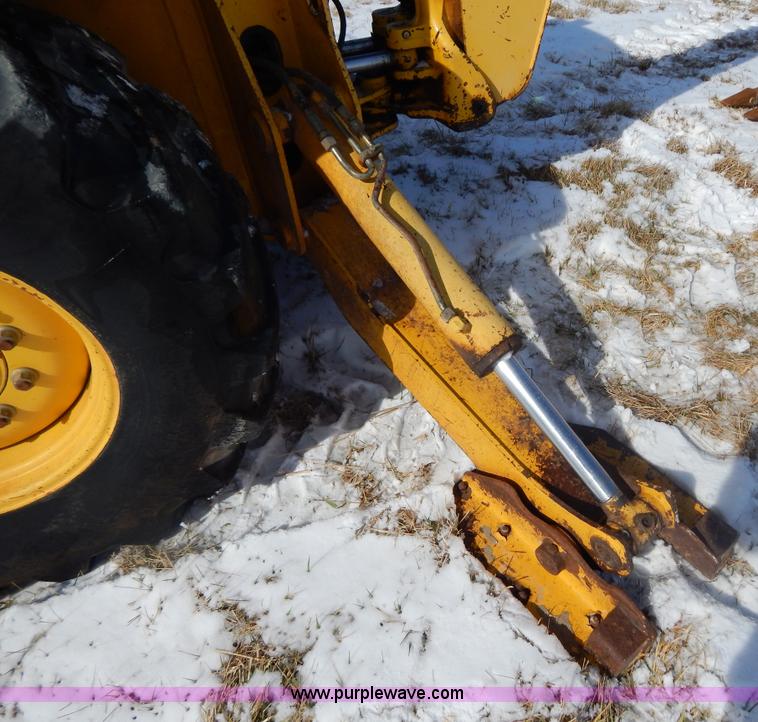 image for item I1160 2001 Komatsu WB140 backhoe