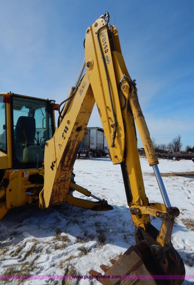 image for item I1160 2001 Komatsu WB140 backhoe