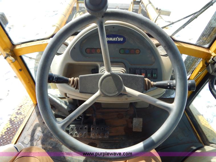 image for item I1160 2001 Komatsu WB140 backhoe