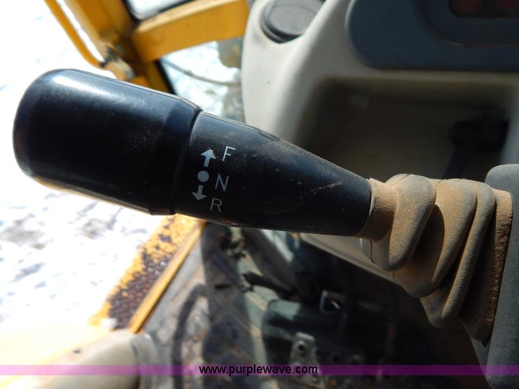 image for item I1160 2001 Komatsu WB140 backhoe