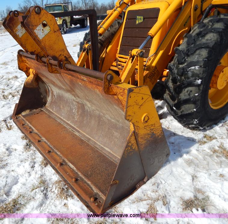 image for item I1161 1995 JCB 214S backhoe