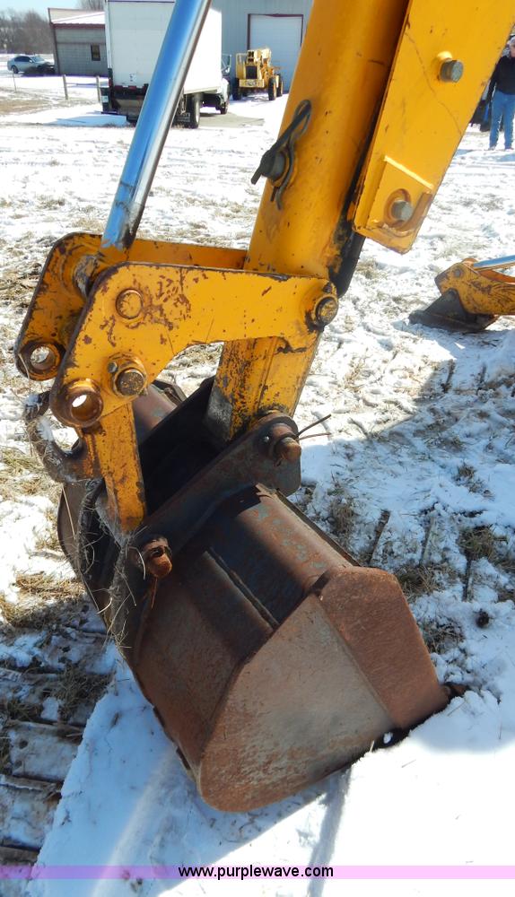 image for item I1161 1995 JCB 214S backhoe