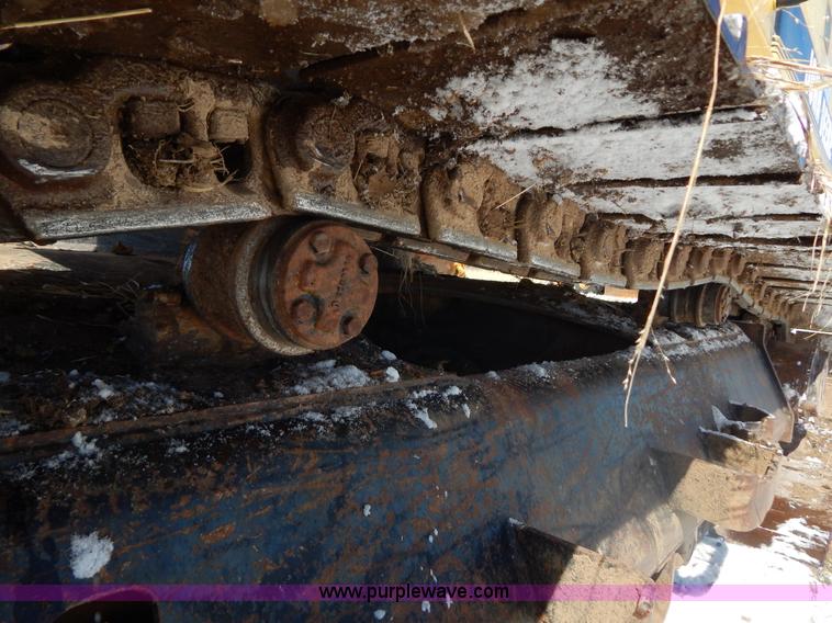 image for item I1162 1998 John Deere 690E LC excavator