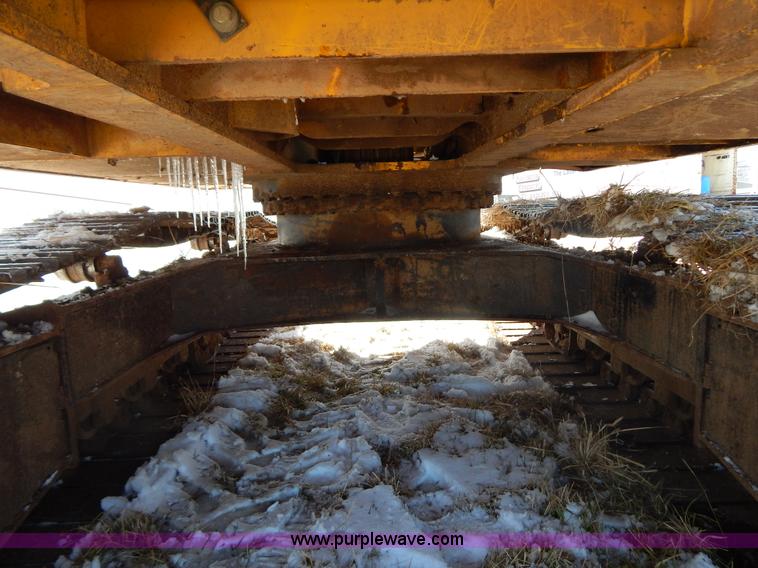 image for item I1162 1998 John Deere 690E LC excavator