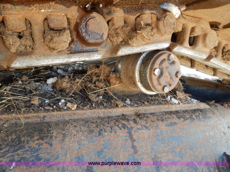 image for item I1162 1998 John Deere 690E LC excavator