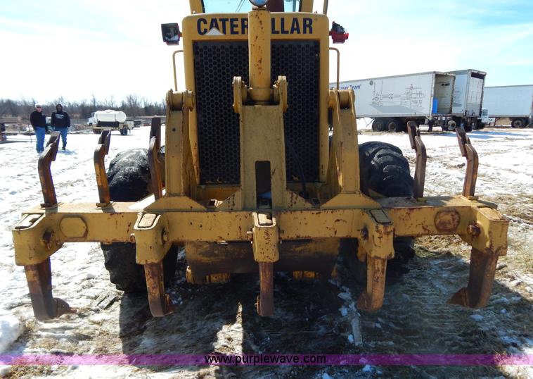 image for item I1163 1974 Caterpillar 140G articulated motor grader