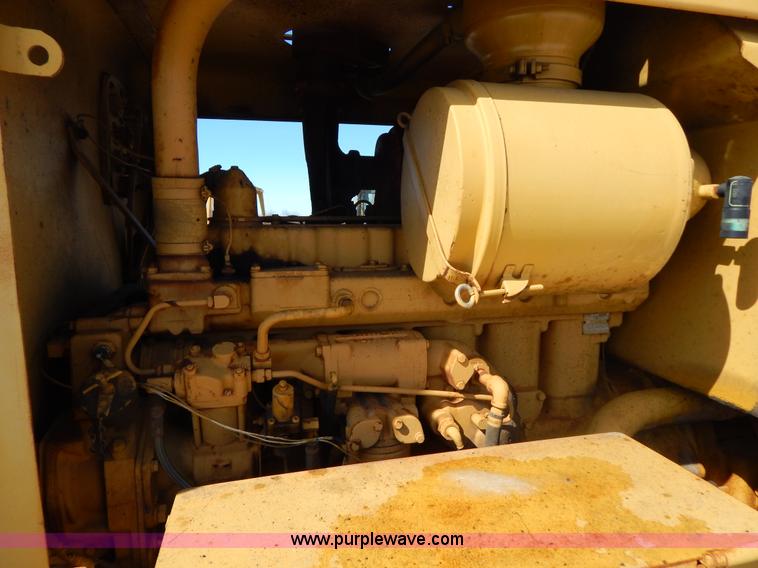 image for item I1163 1974 Caterpillar 140G articulated motor grader