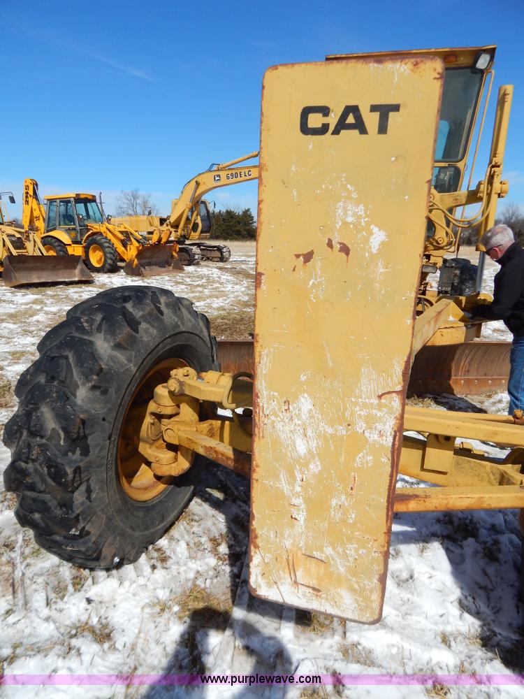 image for item I1163 1974 Caterpillar 140G articulated motor grader