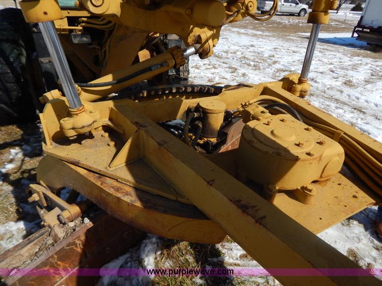 image for item I1163 1974 Caterpillar 140G articulated motor grader