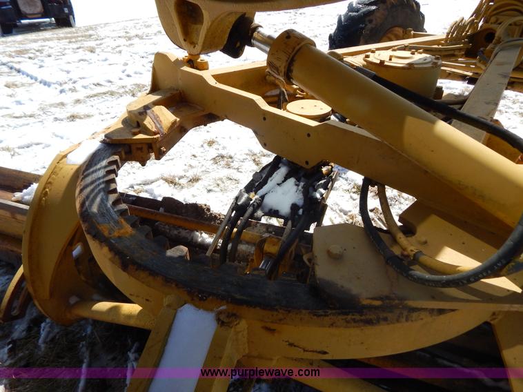 image for item I1163 1974 Caterpillar 140G articulated motor grader