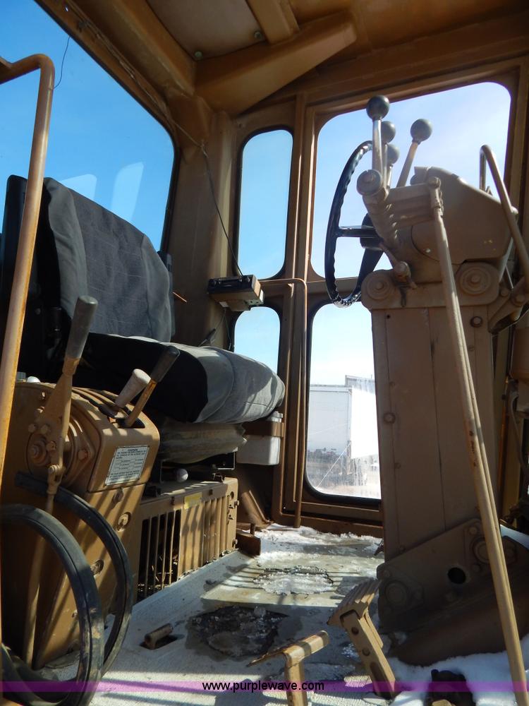 image for item I1163 1974 Caterpillar 140G articulated motor grader