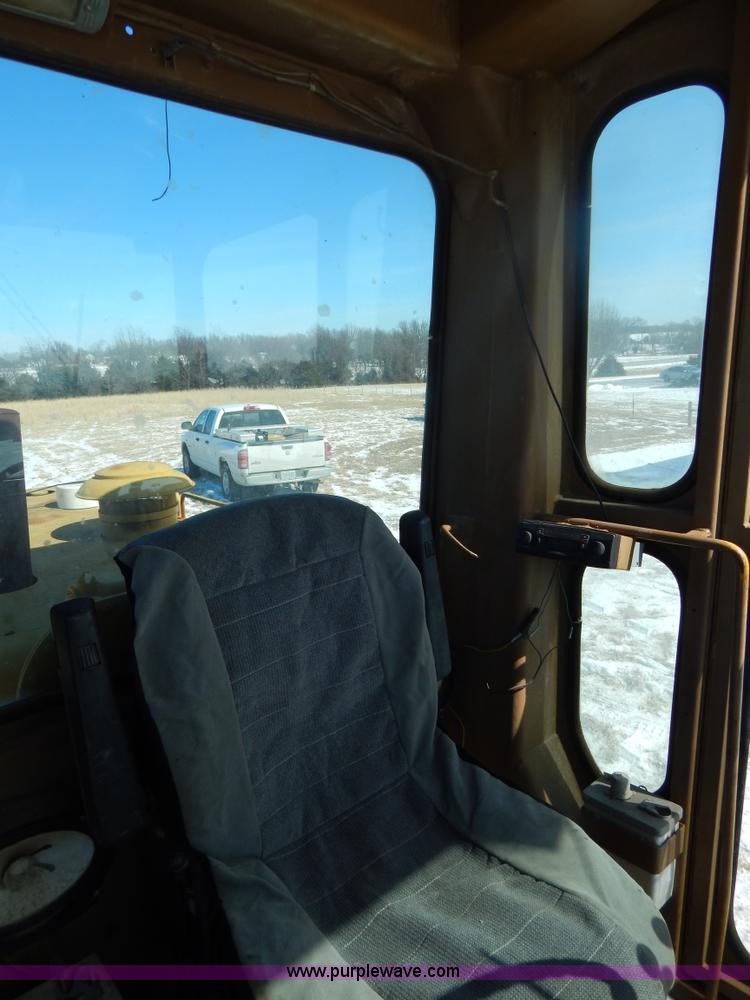 image for item I1163 1974 Caterpillar 140G articulated motor grader