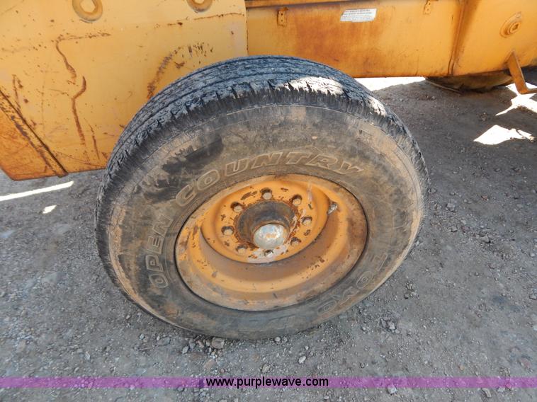 image for item I1170 Case 586E Construction King rough terrain forklift