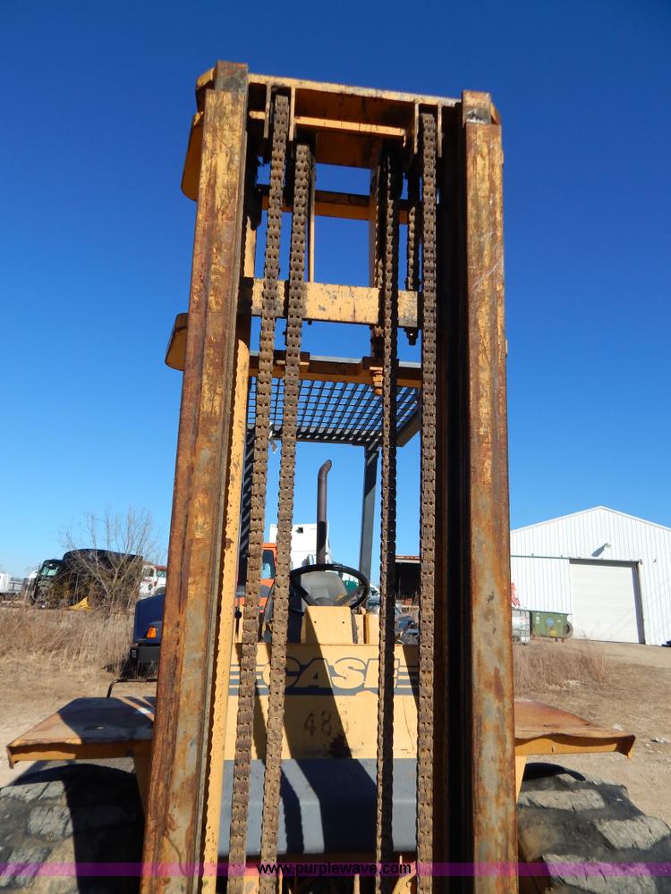 image for item I1170 Case 586E Construction King rough terrain forklift