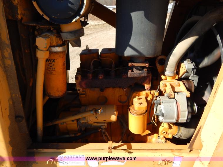 image for item I1170 Case 586E Construction King rough terrain forklift