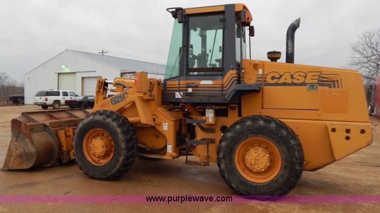 image for item I1193 1999 Case 621C wheel loader