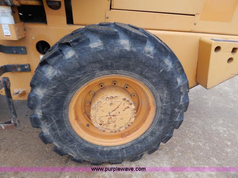 image for item I1193 1999 Case 621C wheel loader