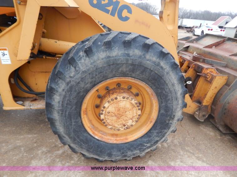 image for item I1193 1999 Case 621C wheel loader